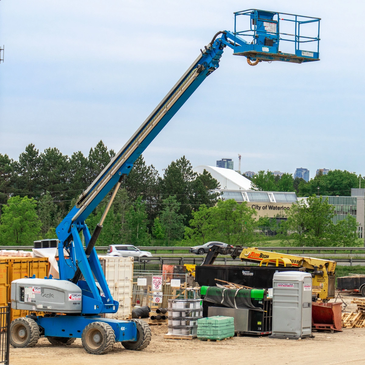 Genie Straight Boom Lift