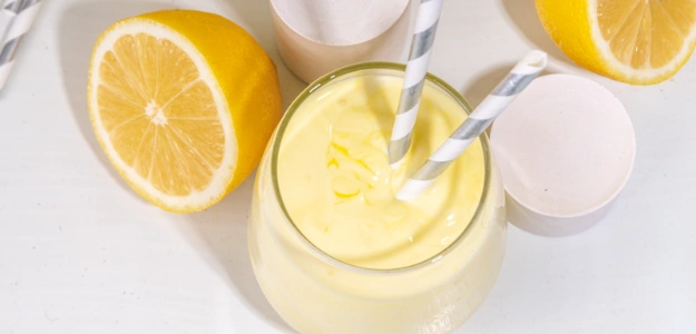 Batido de Limón con Skyr y Almendras.webp