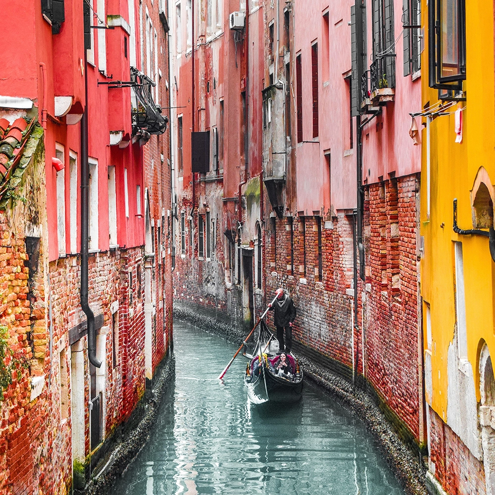 Venice_Canal.webp