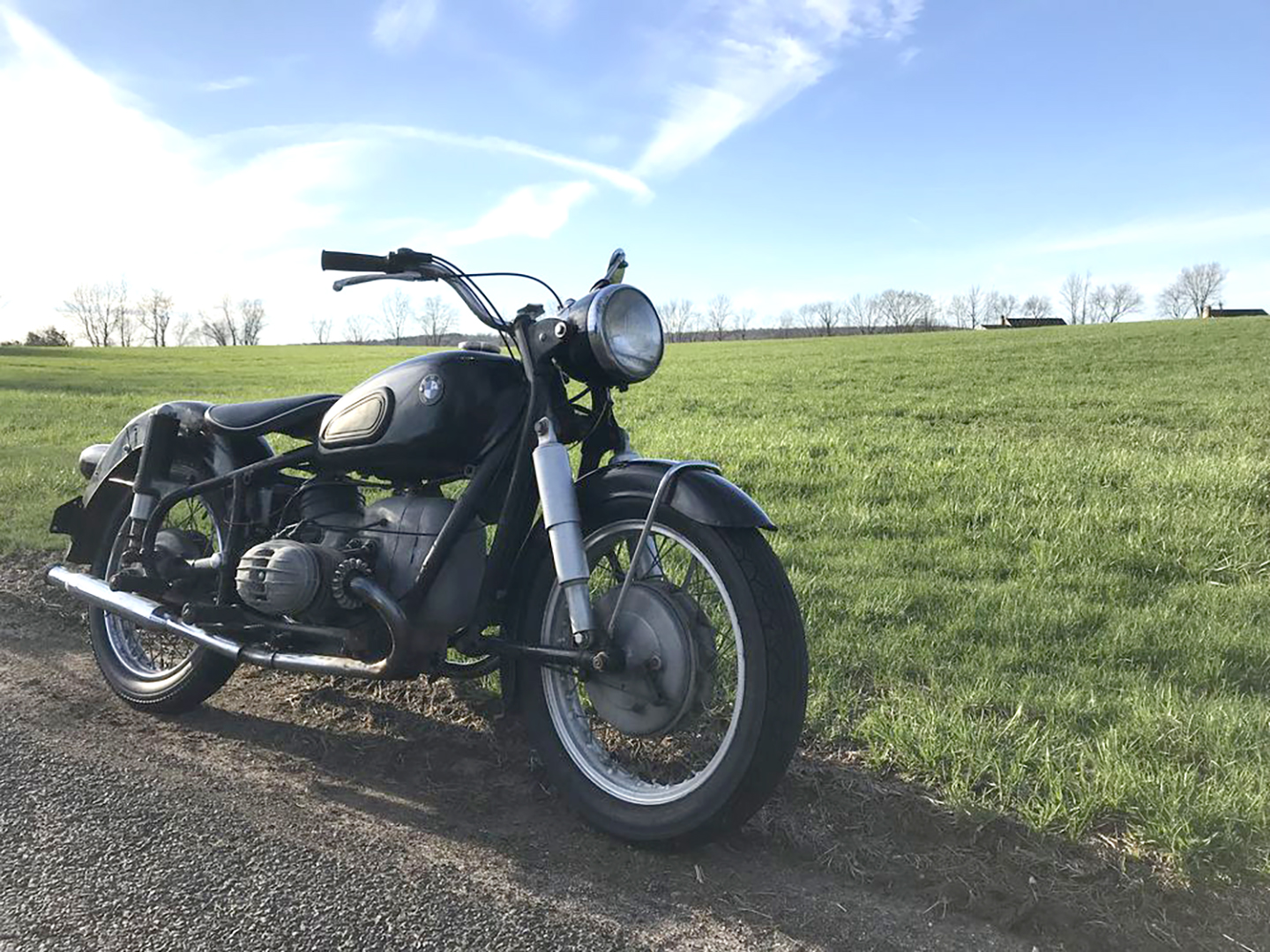 Taryn Nycek's 1958 BMW R50.jpg