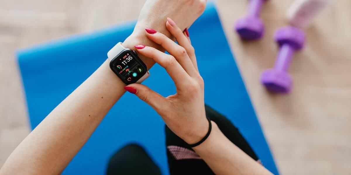 The Best Fitness Trackers For 2020 CompareBear