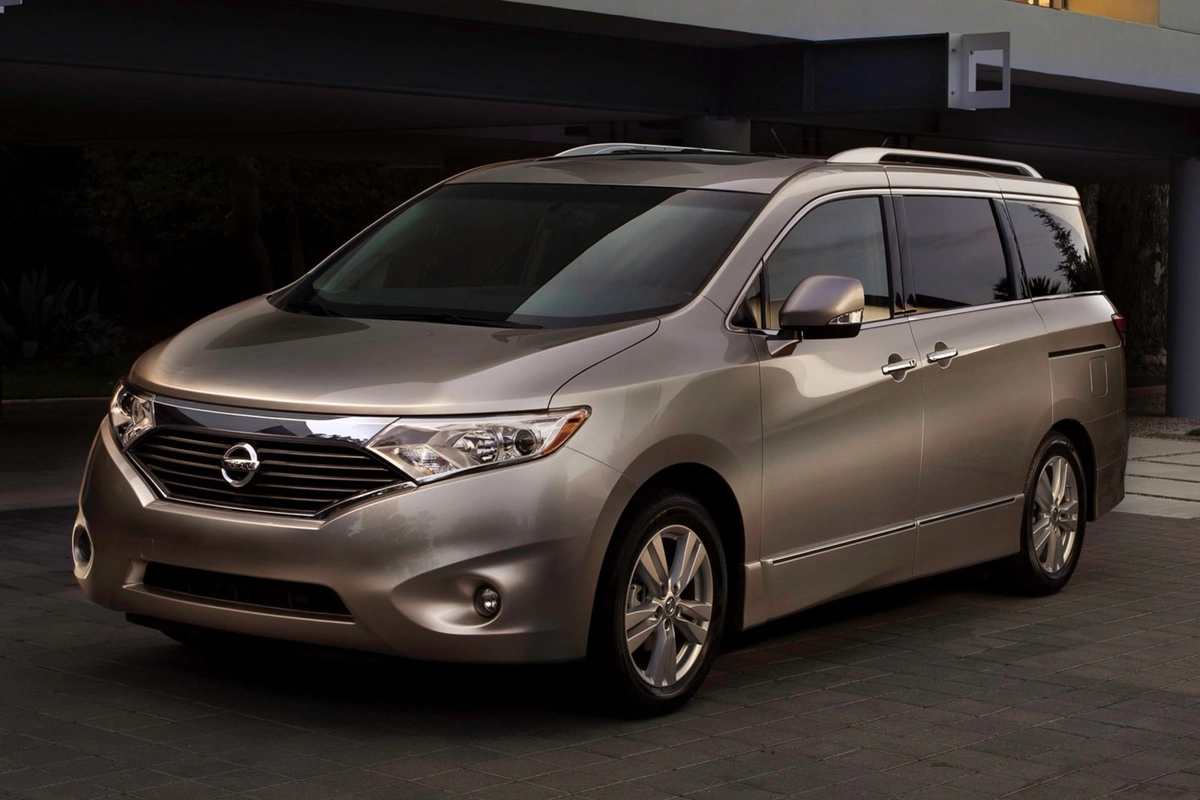 Nissan Quest 2013