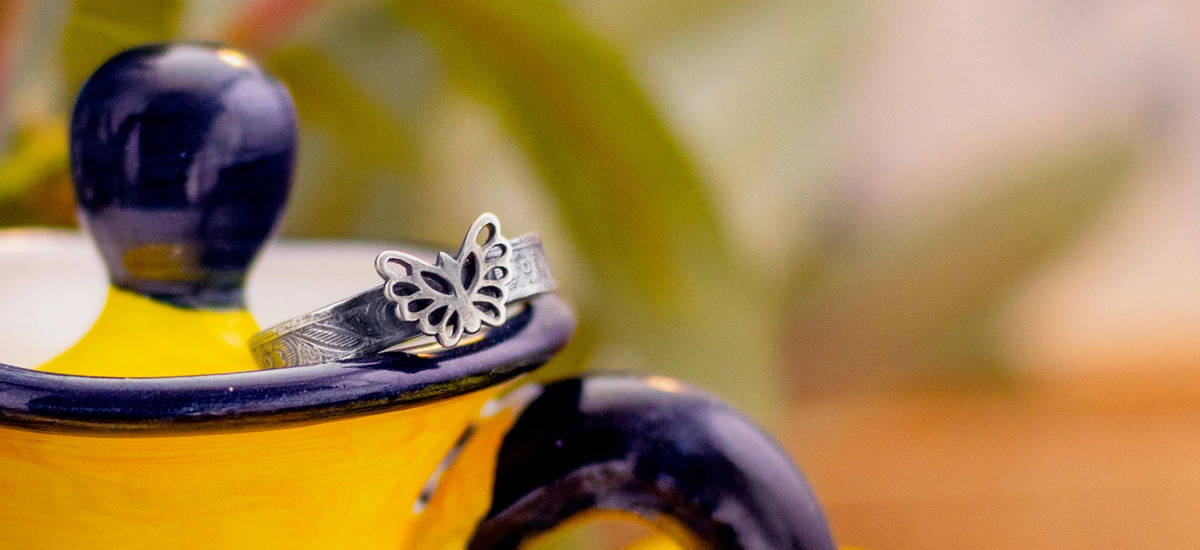 Ring making materials and techniques right at your fingertips. Learn how to make rings in no time.