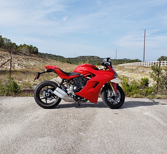 2018 Ducati SuperSport S.jpg