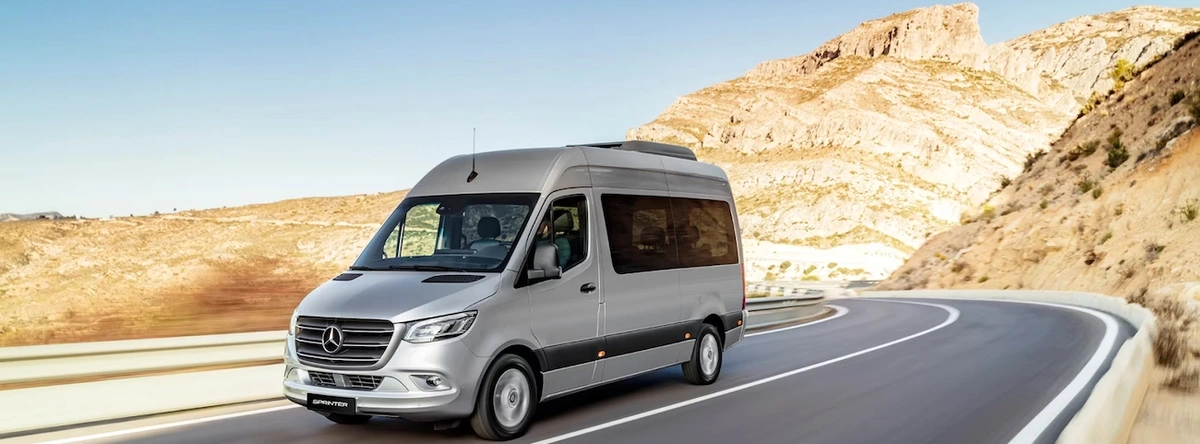 Camioneta para 20 pasajeros: Mercedes-Benz Sprinter