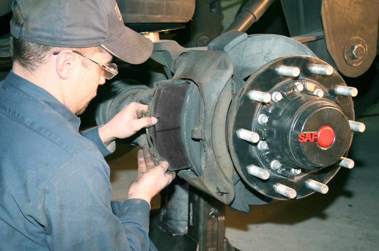 Brake Pad Replacement: A Step-By-Step Guide