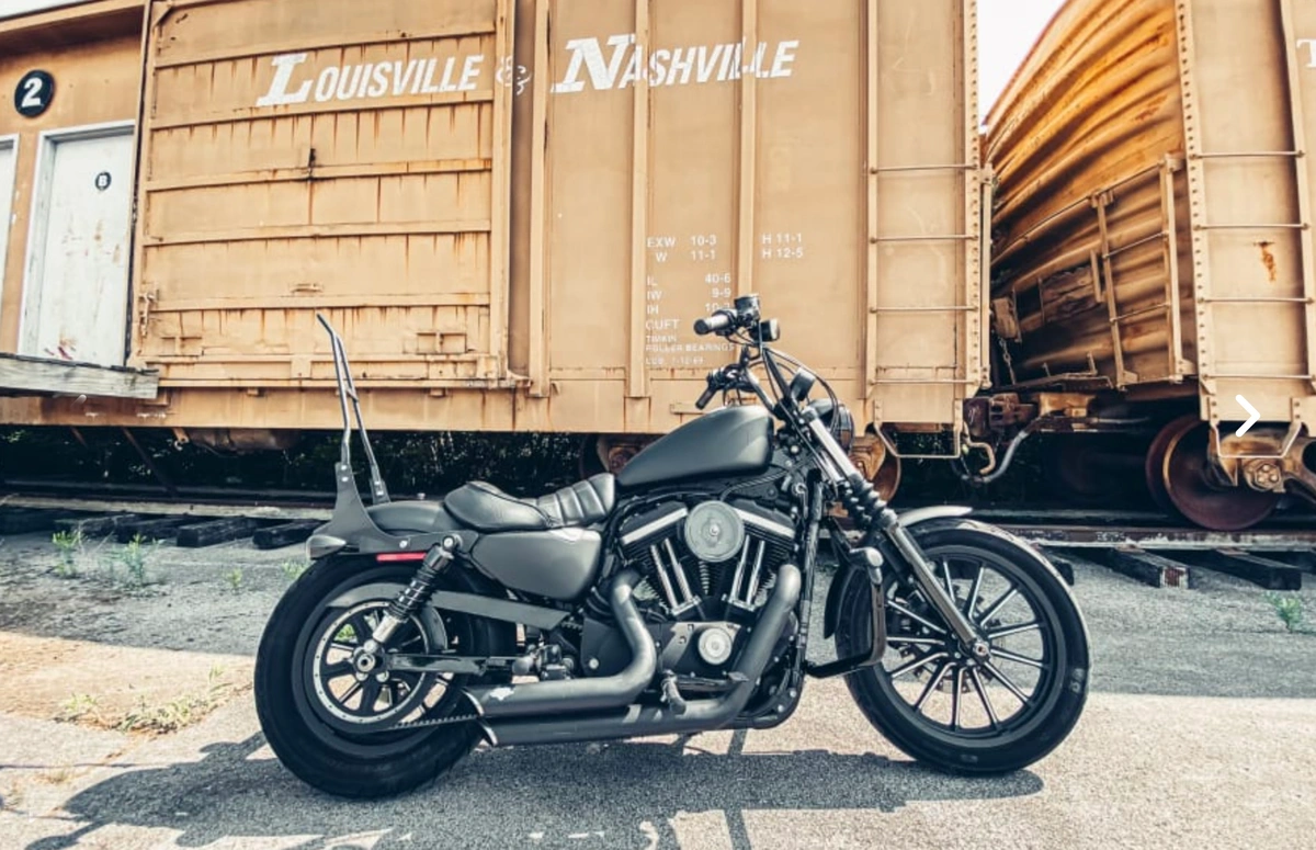 2014 Harley-Davidson Sportster Iron 883.webp