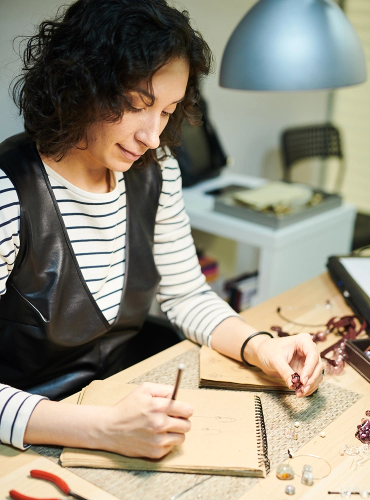 Woman in the jewelry studio