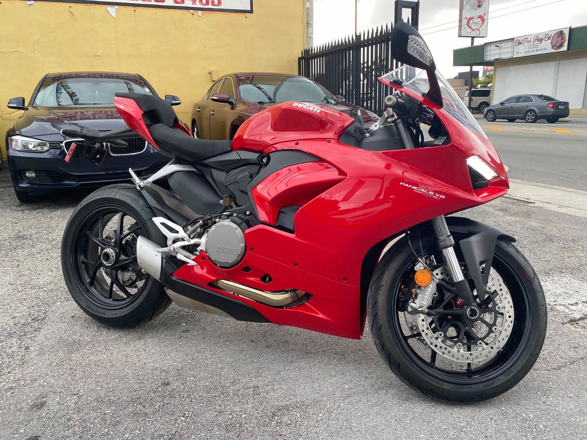 Giovany Ballarales's 2020 Ducati Panigale.jpg