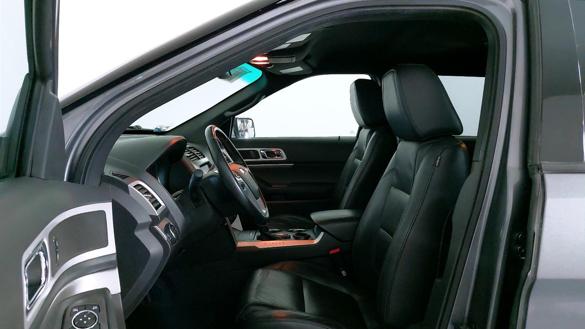 Interior Ford Explorer 2014 usada