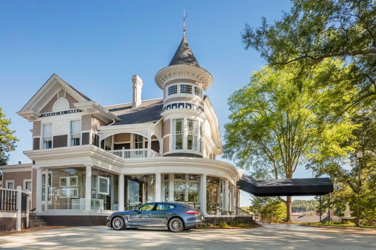 Nice vintage Airbnb to stay