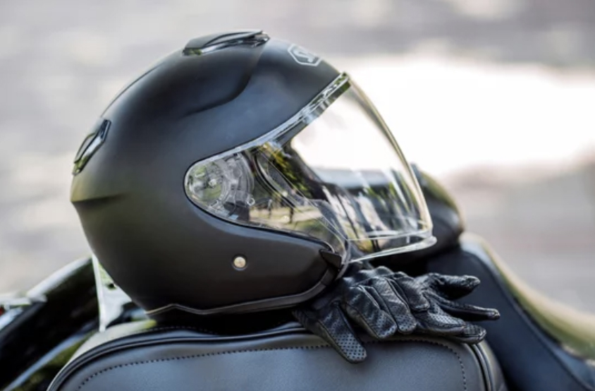 moto-helmet.jpg