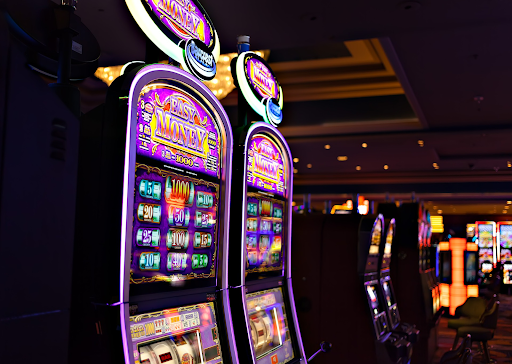 slot-machine-casino.png