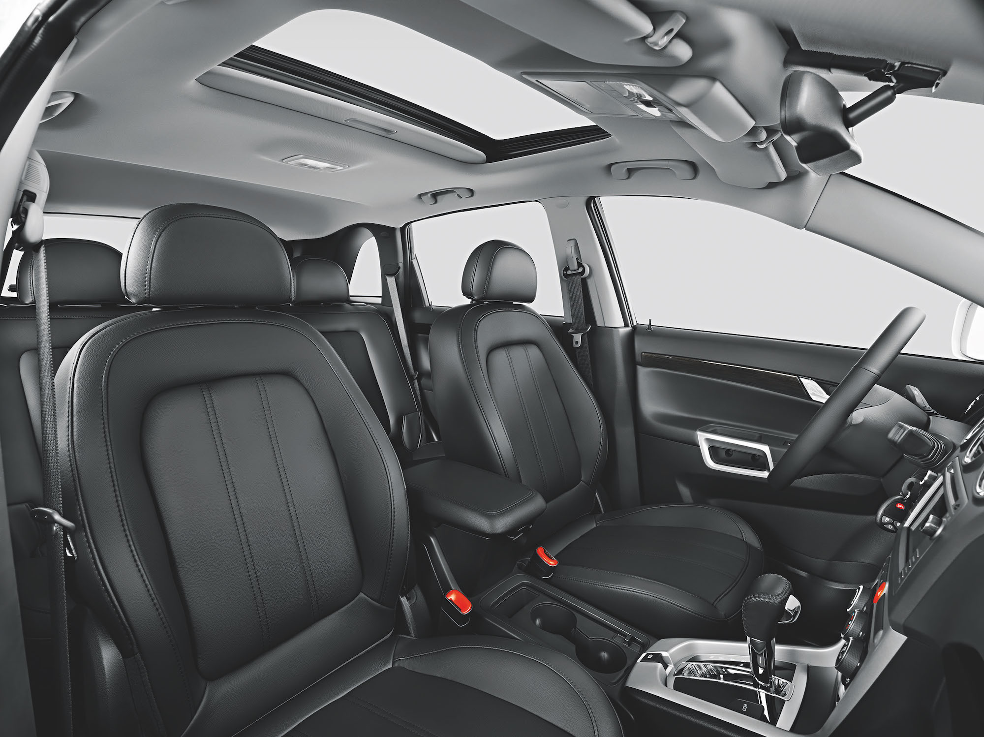 Chevrolet Captiva 2015 interior