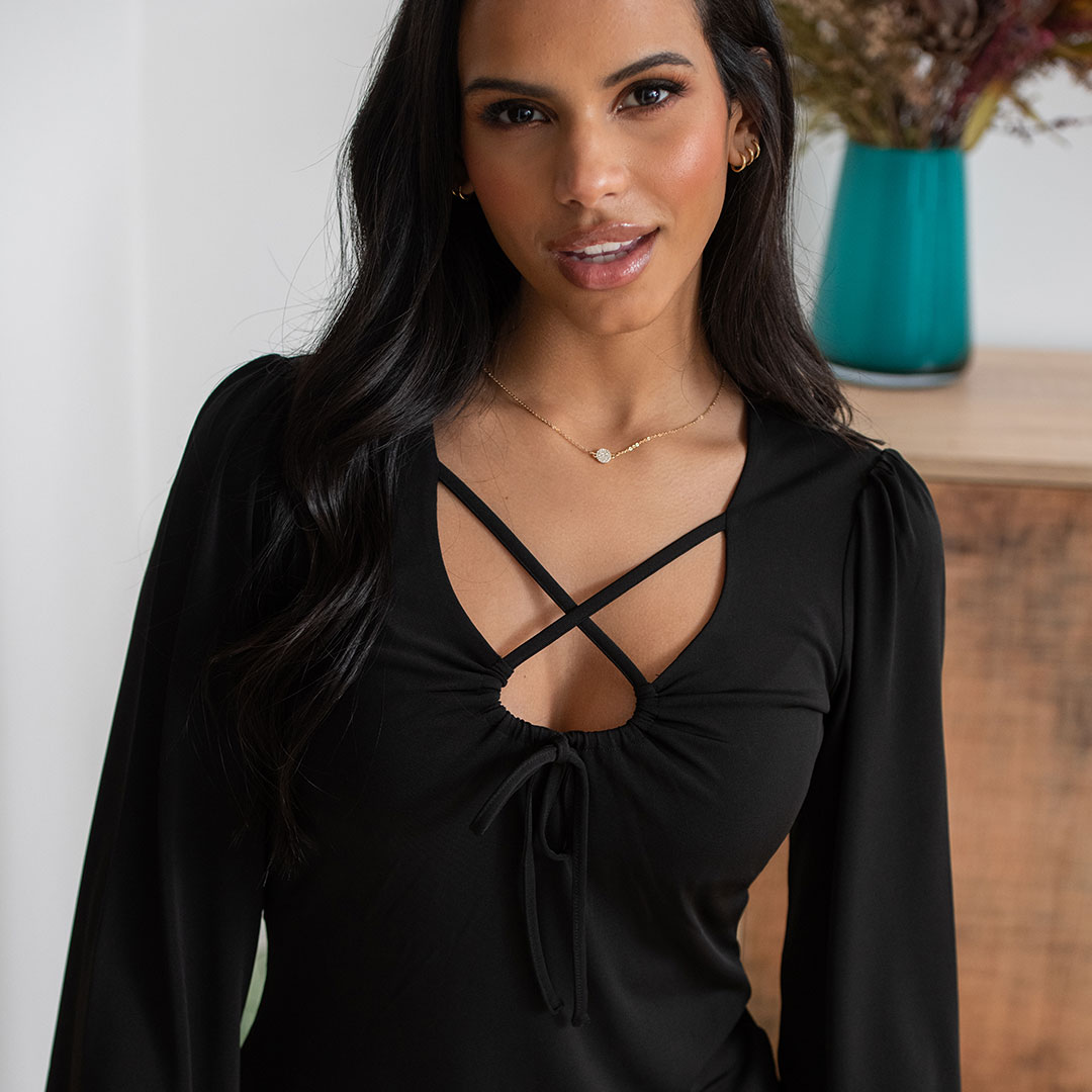 Outfit Ideas for Big Boobs