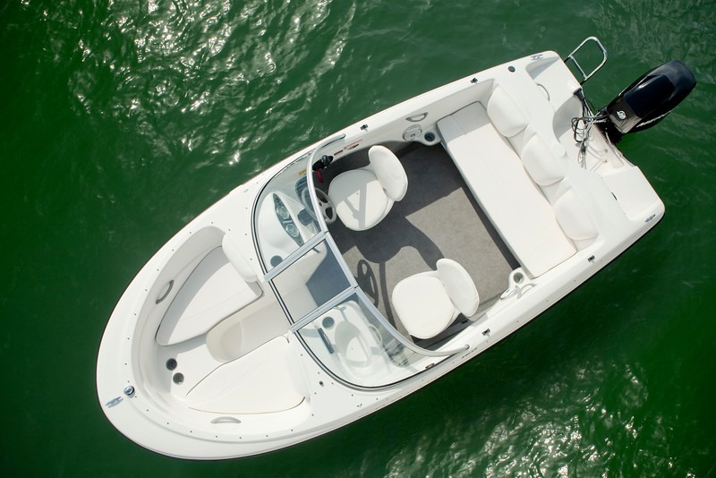 Discover the best boats for lakes