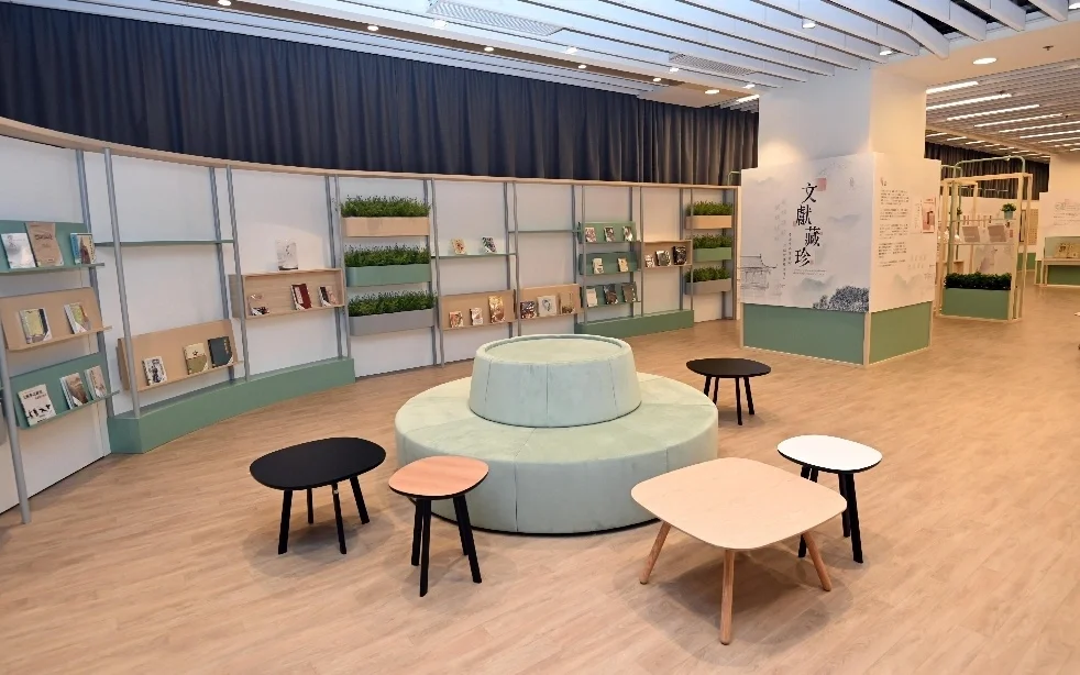 圖書館內的香港中央圖書館多用途展示及閱讀區