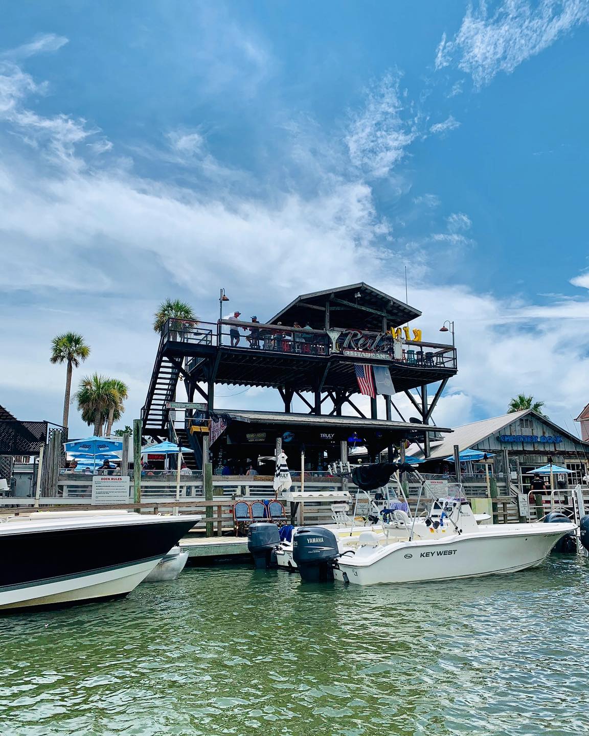 Dock and Dine: Five Charleston, South Carolina Restaurants to Visit by Boat  - PierShare Blog