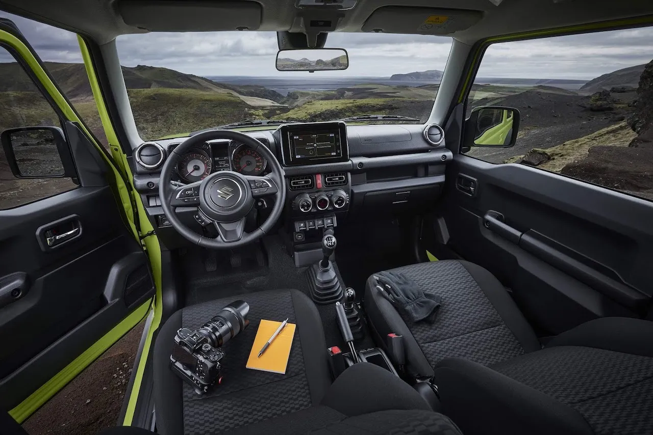 Suzuki Jimny interior 2020