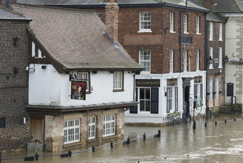 areas in UK are flooding