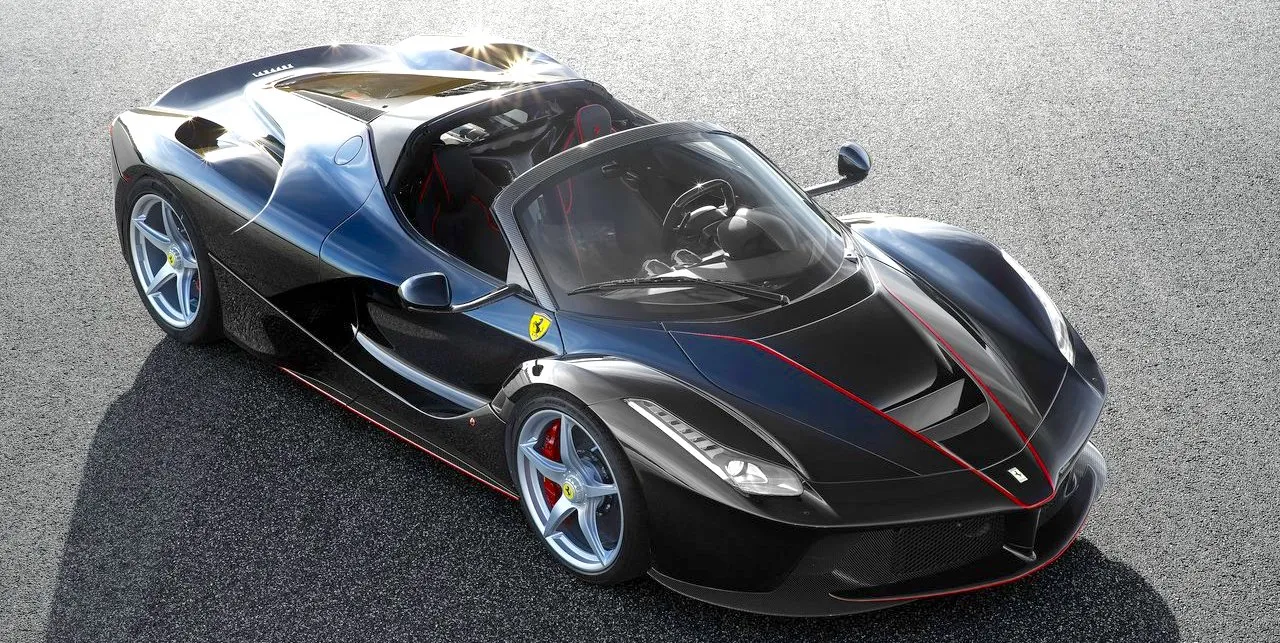 Ferrari LaFerrari Aperta 2017