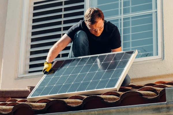 Solar Tax Credits Explained: How To Benefit From Renewable Energy ...