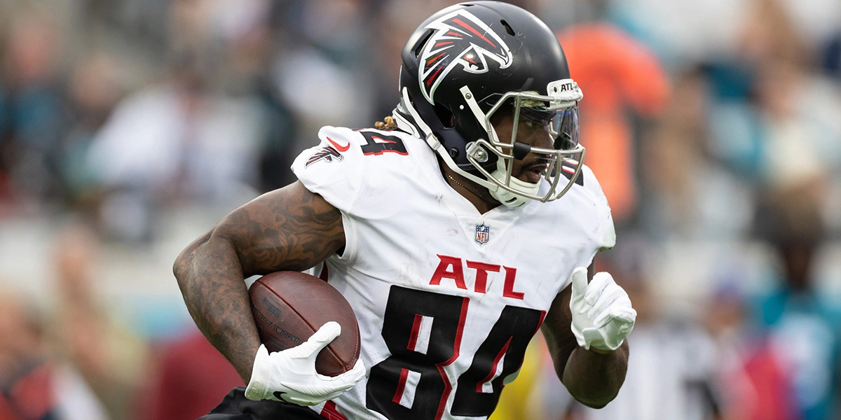 Atlanta Falcons wide receiver Drake London toe taps for first Falcons TD in  London