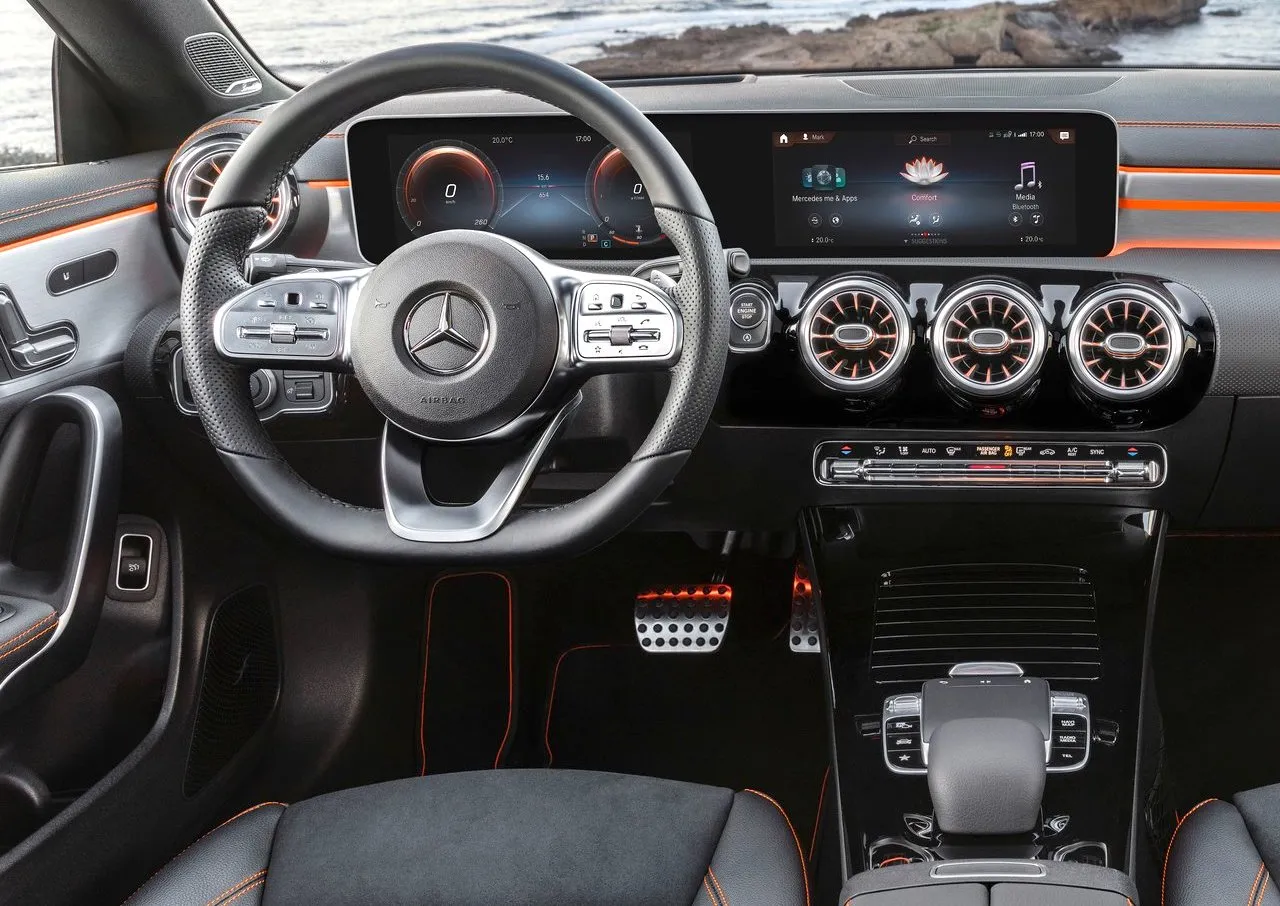 Mercedes-Benz CLA 2021 interior