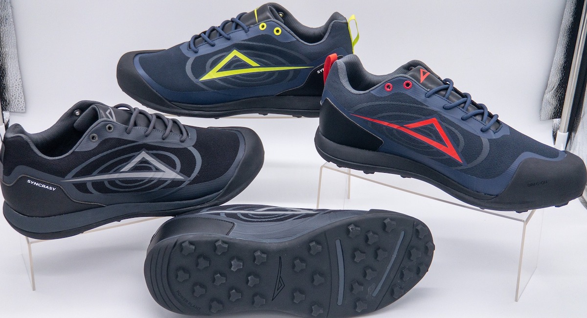 best disc golf shoes for wide feet