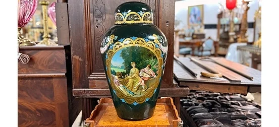 Shop Art & Antiques