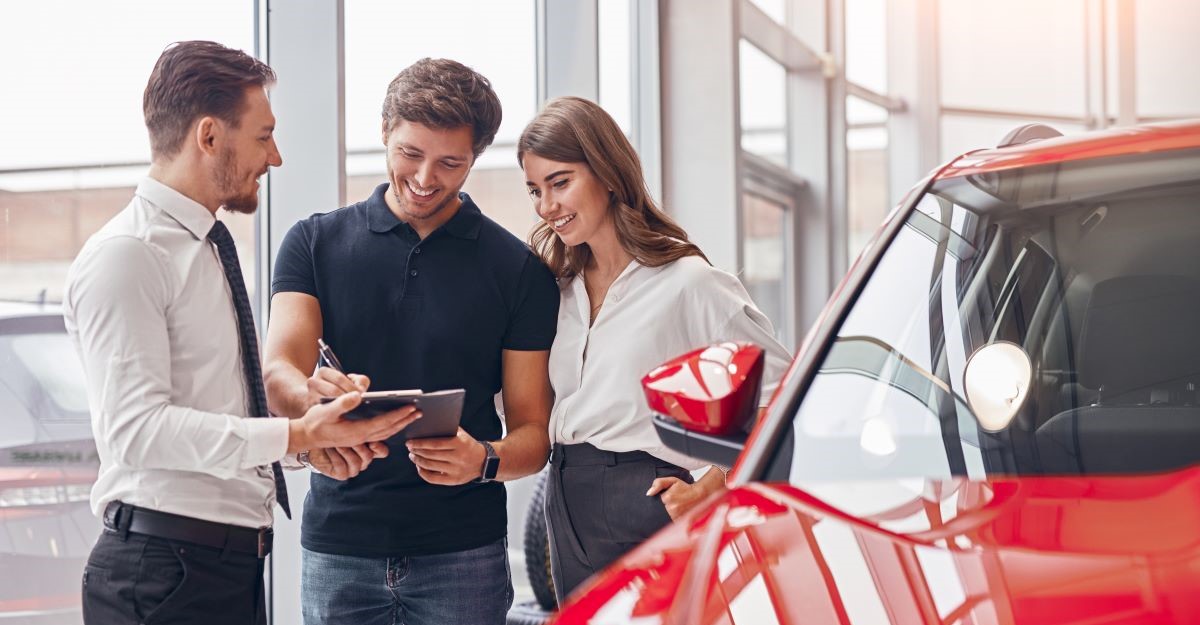 How-To Guide for Building a Car Sales Training Program for Your Dealership
