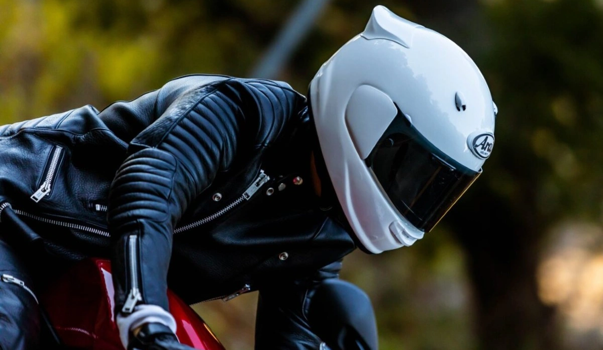 Navigating Motorcycle Helmet Laws by State