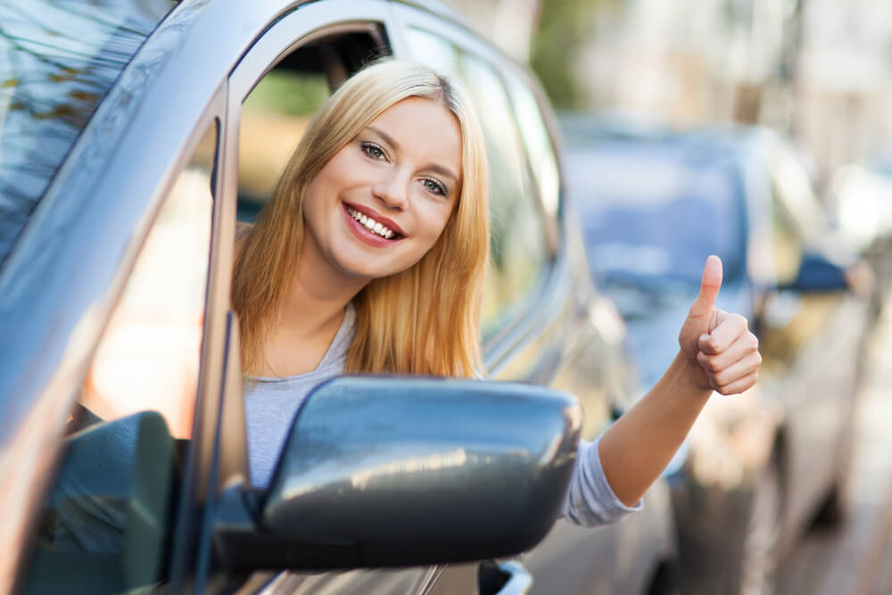 woman got a vehicle title loan online
