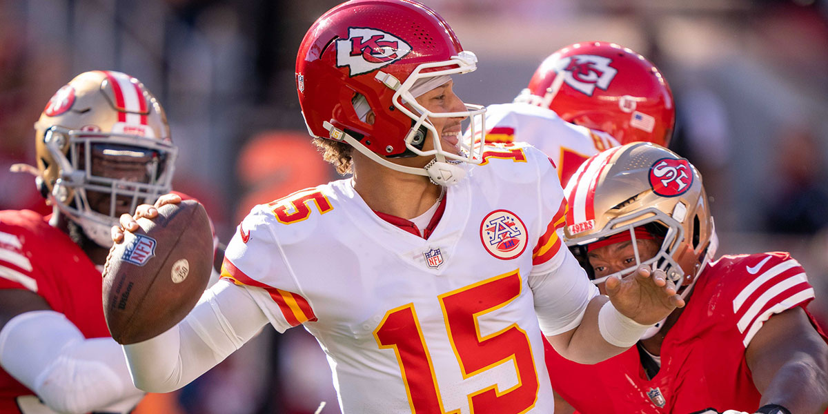 5 best prop bets for Chiefs' Week 11 matchup vs. Eagles