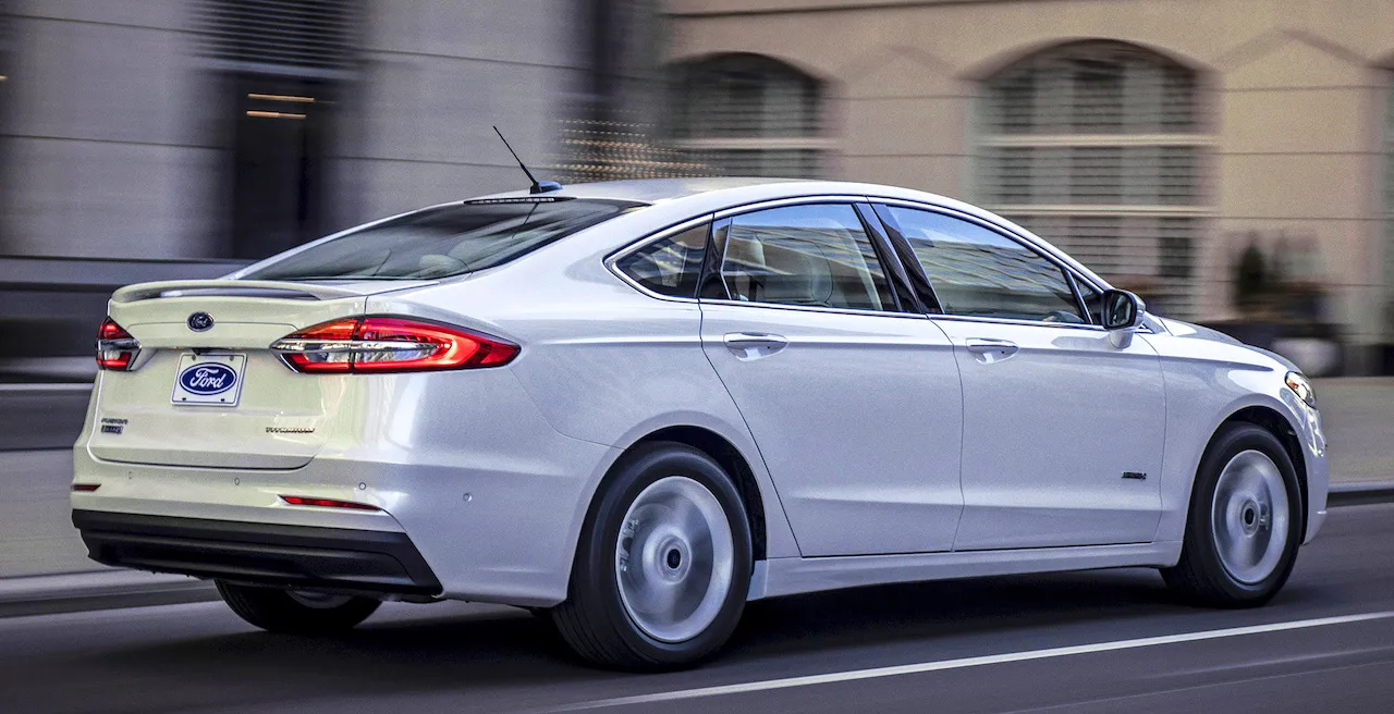 Ford Fusion Hybrid 2020 CVT