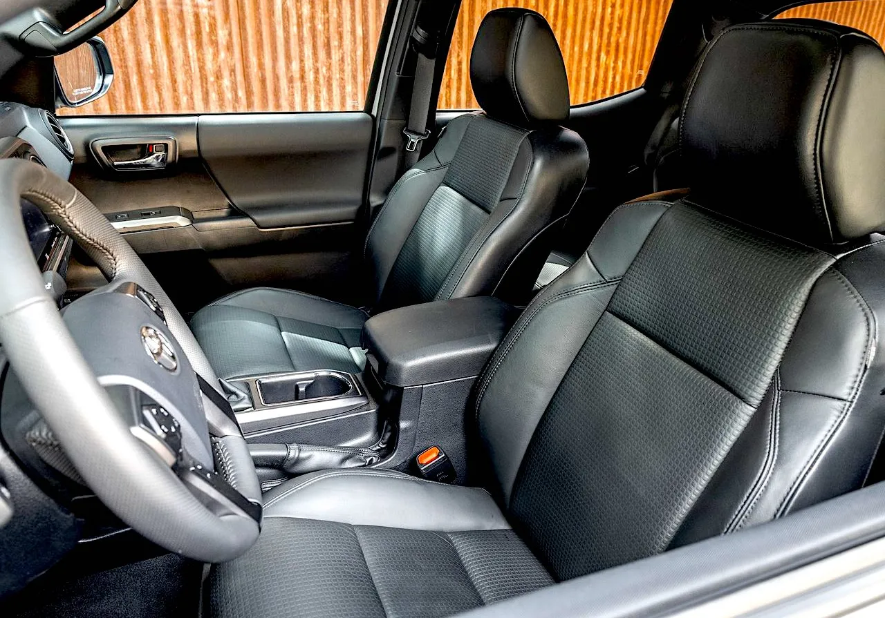 Toyota Tacoma 2022 interior