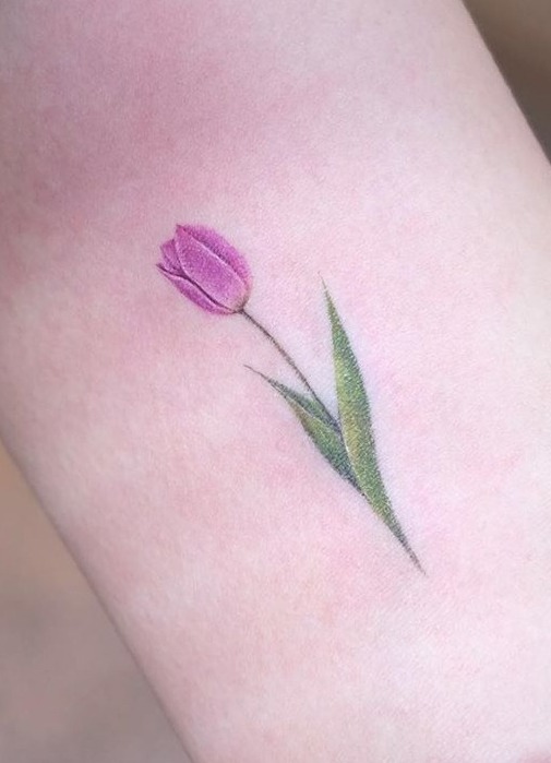 realistic tulip tattoo