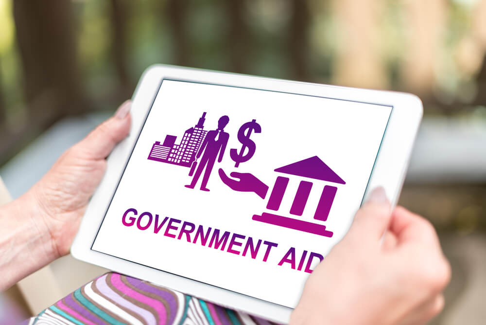 get money now with government aid
