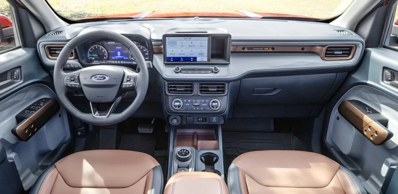 Ford Maverick 2022 interior