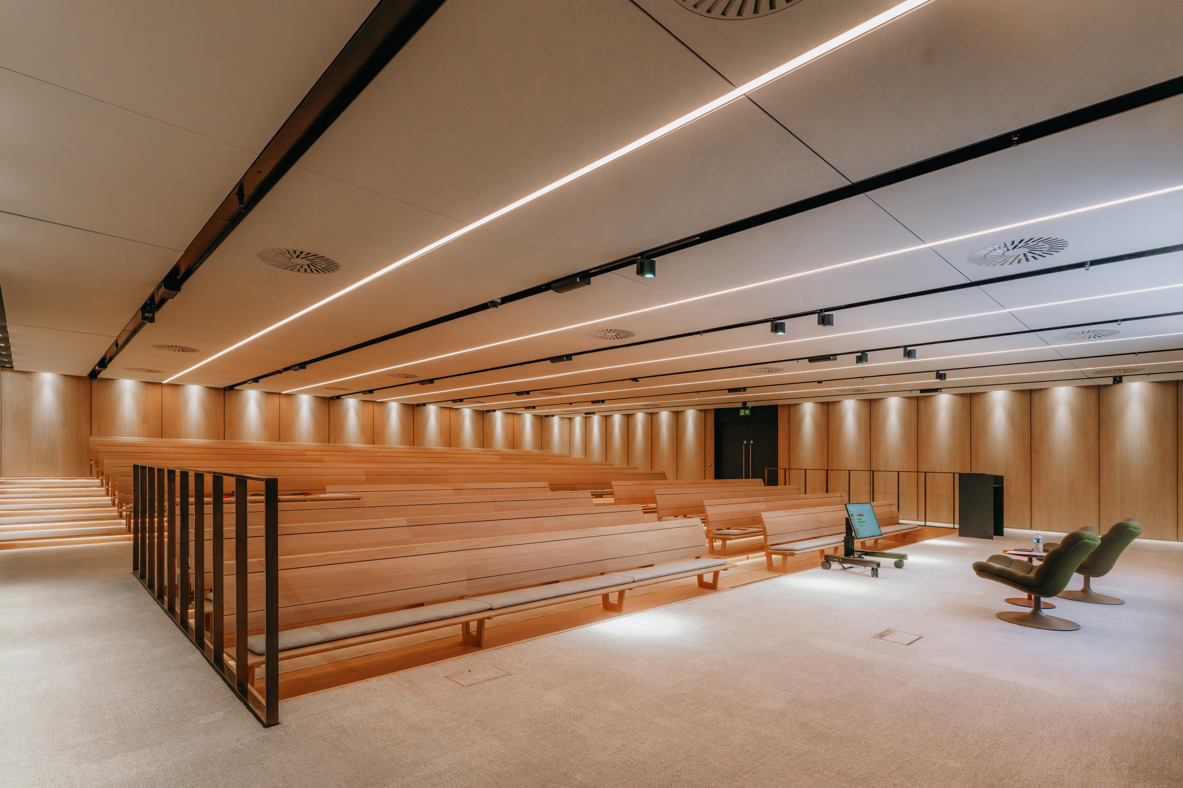 The Forum auditorium at Huckletree Leadenhall
