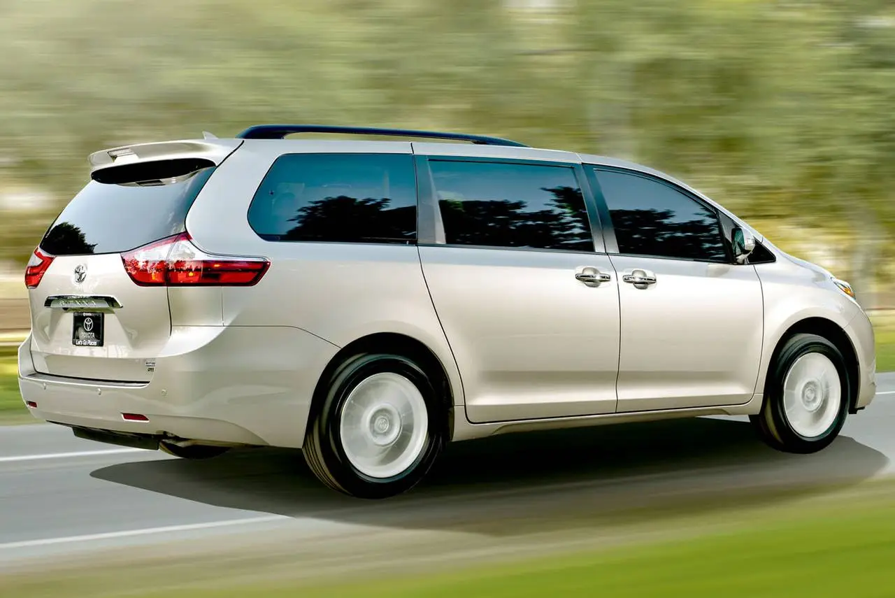 2016 Toyota Sienna