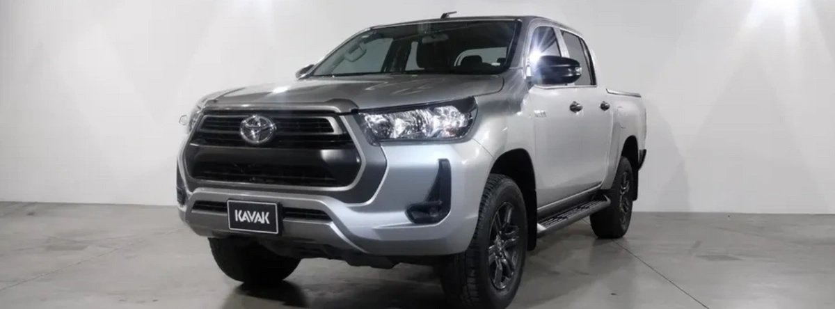 Toyota Hilux 2021 precio