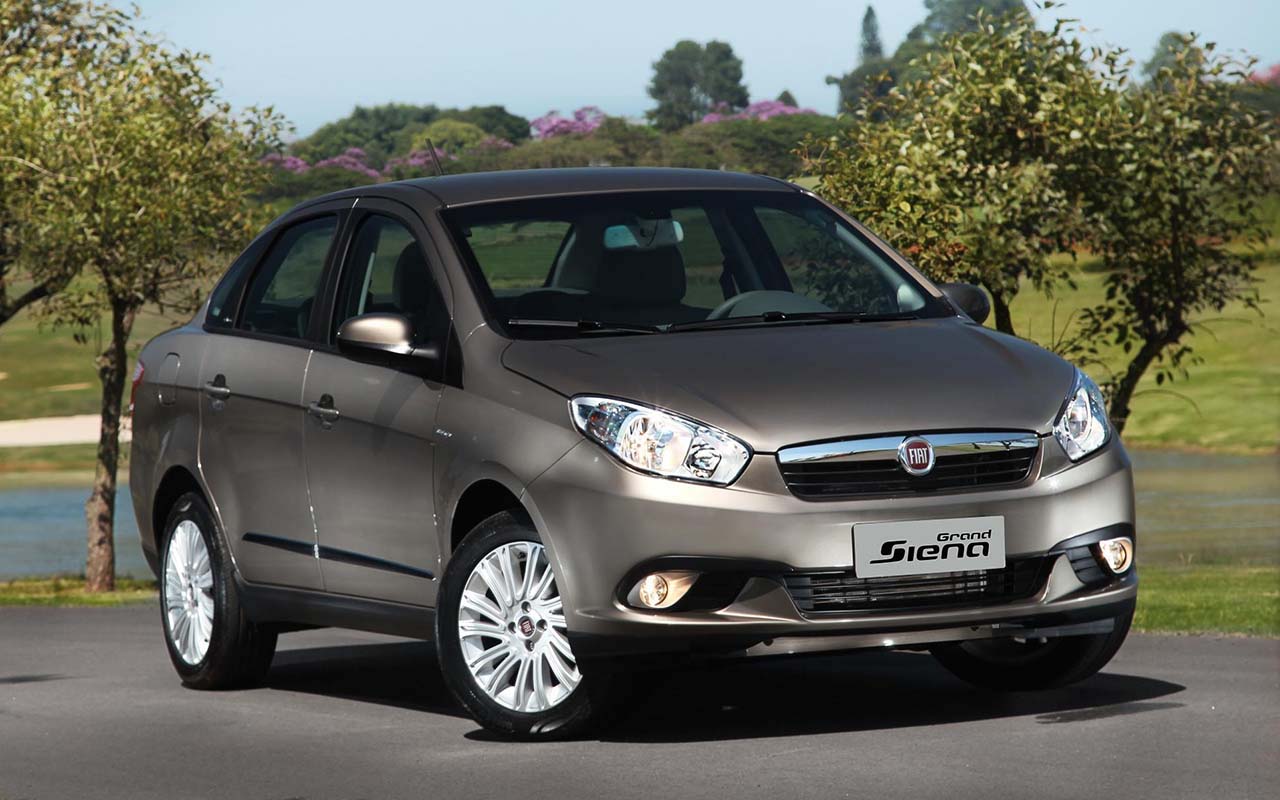 Fiat Grand Siena 2015