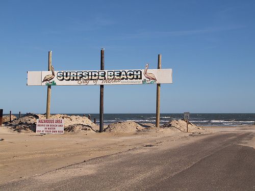 Surfside sign at end of road