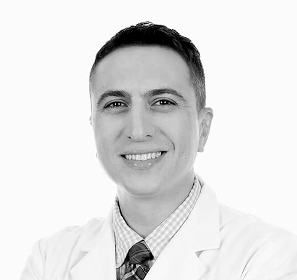 Dr. Enrique Soto