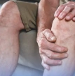 homem com varizes na perna, acompanhamento na especialidade de Cirurgia Vascular