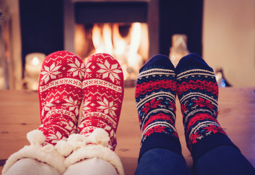 31 Comfort and Cozy Gift Ideas That Keep You Warm