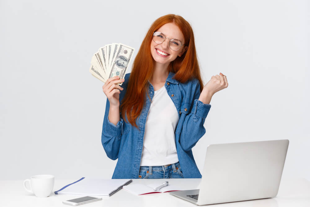 woman got payday loans cash 
