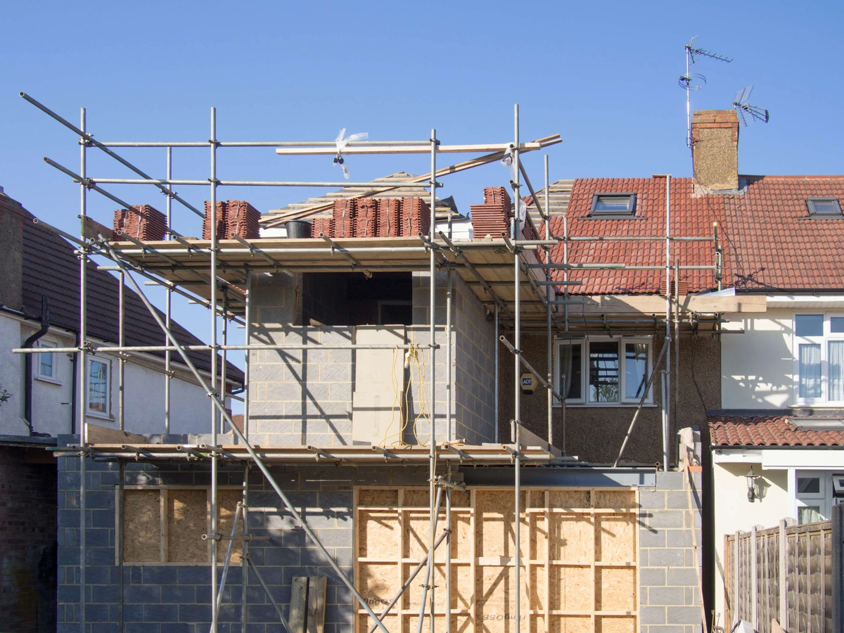 Building block with old apartments