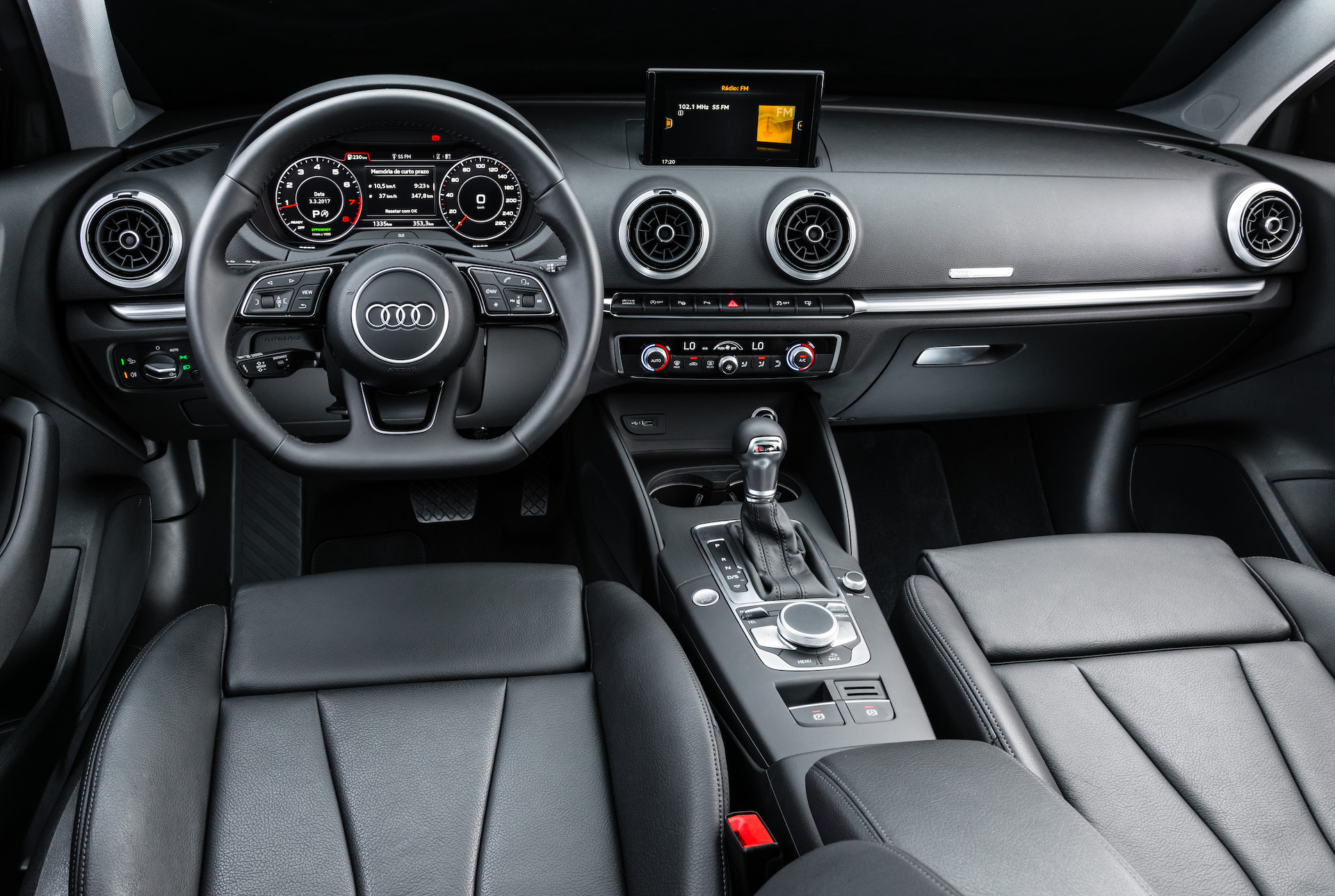 Audi A3 2017 - terceira geração